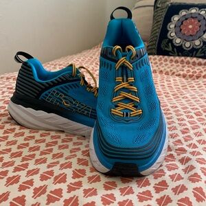 Hooks running shoes size 9 US 42 2/3EU